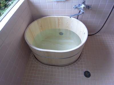 新しい高野槙のお風呂は香りも良く非常に満足